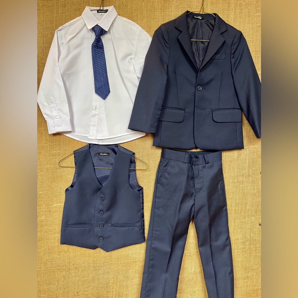 Vivaki Boys Size 4 Three-Piece Suit